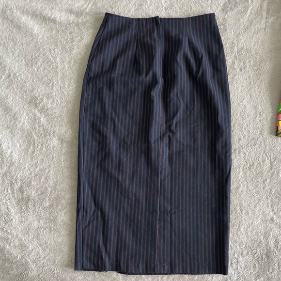 Matching Set - Picture 5 of 6